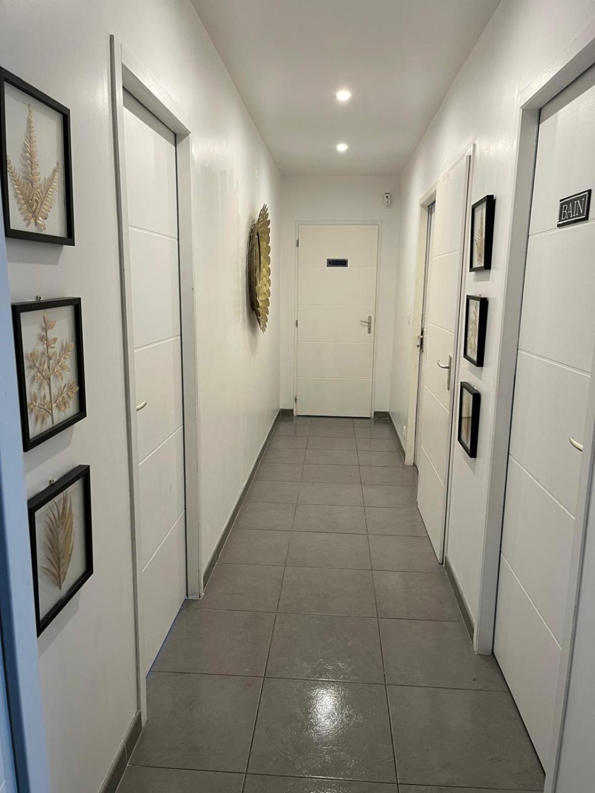 Villa Privative 3 Chambres Et Piscine Priv Pres การ์กาซอน ภายนอก รูปภาพ